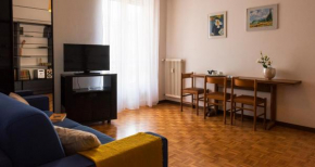 JOIVY Welcoming 1BR apt next to Villa Olmo